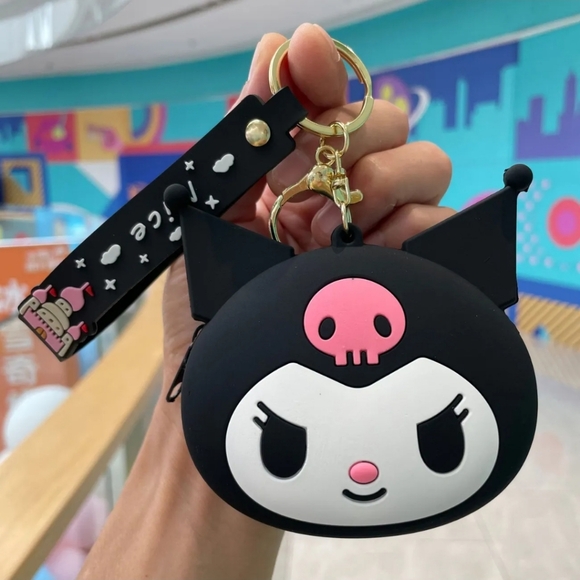 Black Kuromi Silicon Keychain Coin Purse with Pink Skull - Picture 1 of 2